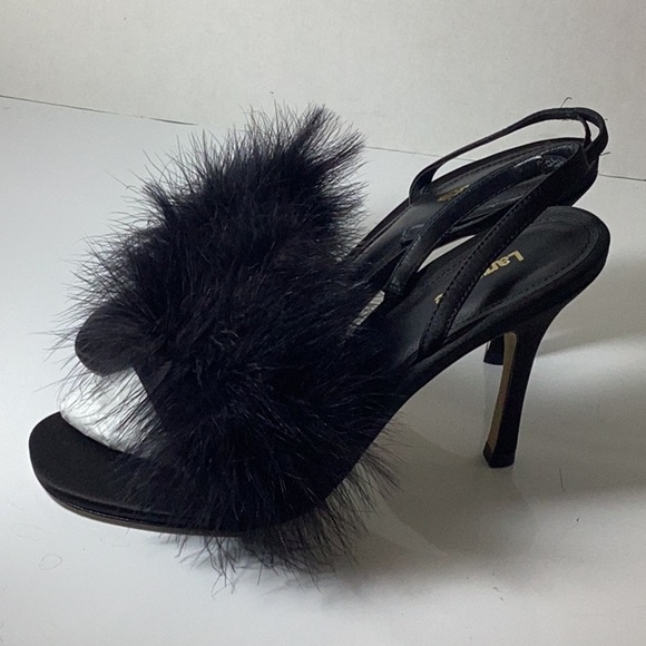 Marilyn Sandal
Larroude
brand: Larroude - Picture 7 of 12